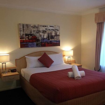 Cotswold Motor Inn Toowoomba Exterior foto