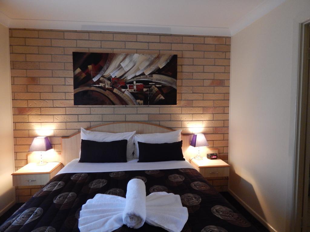 Cotswold Motor Inn Toowoomba Exterior foto