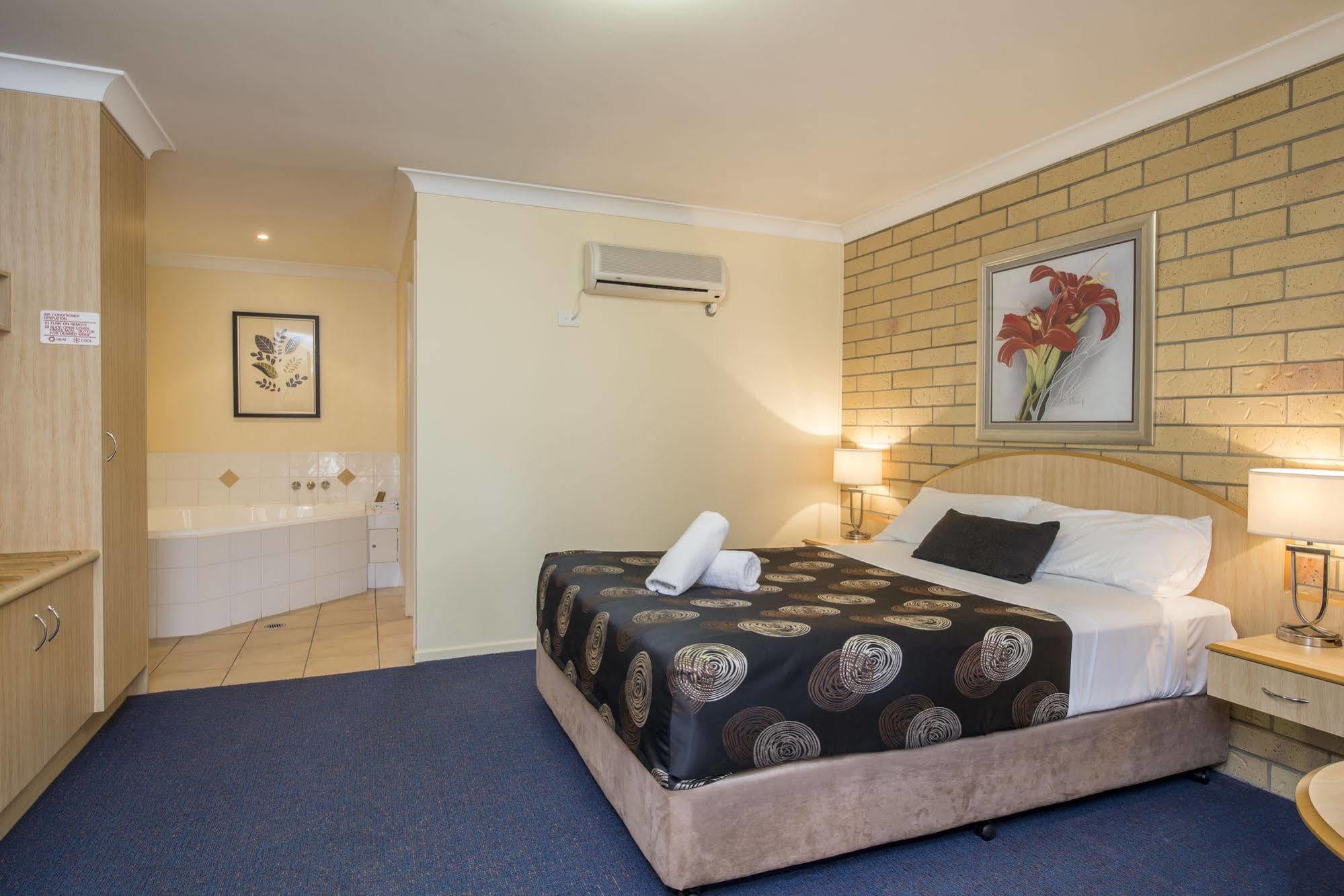 Cotswold Motor Inn Toowoomba Exterior foto