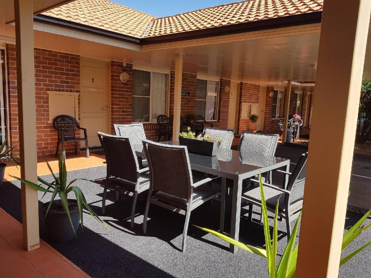 Cotswold Motor Inn Toowoomba Exterior foto